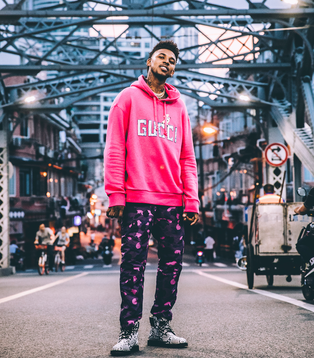 西甲：巴萨4-1大胜瓦伦西亚（西甲：巴萨4比1轻取瓦伦西亚）