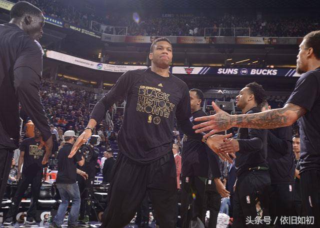 记录报：中国与日本的俱乐部关注葡超中场林肯；身价350万欧（记录报：中日俱乐部有意葡超中场林肯，身价约350万欧元）