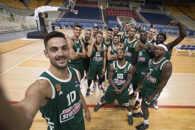 7换1交易大成功！暴脾气轰37分6篮板，率队晋级半决赛（7换1值回票价！火爆球星轰37分6板，率队挺进半决赛）